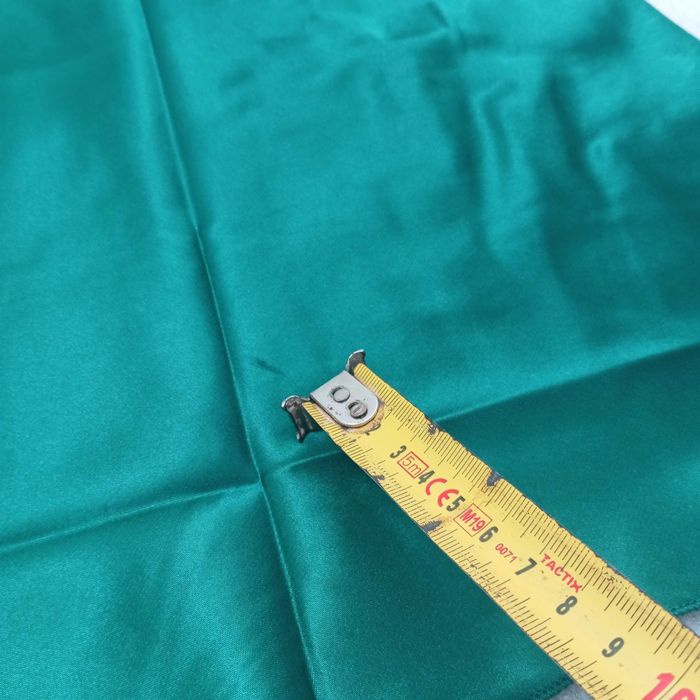 Женская ночная сорочка - приятный материал .