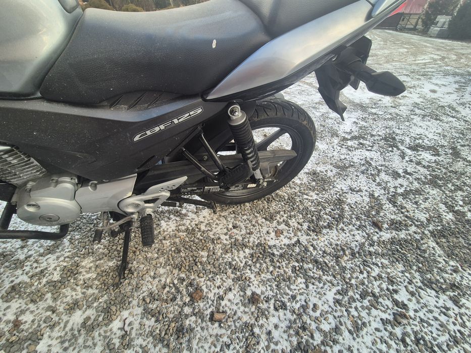 Motocykl Honda CBF 125