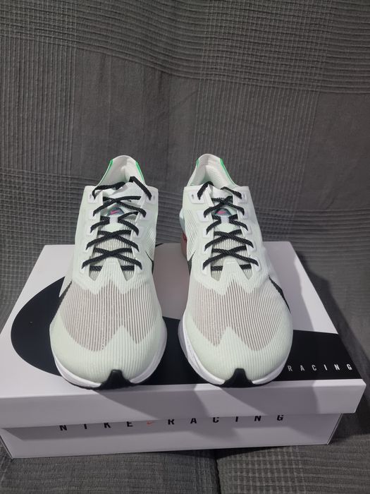 Nike zoomx vaporfly next % 4