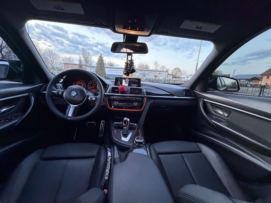 Продам Bmw  f30 2014 год