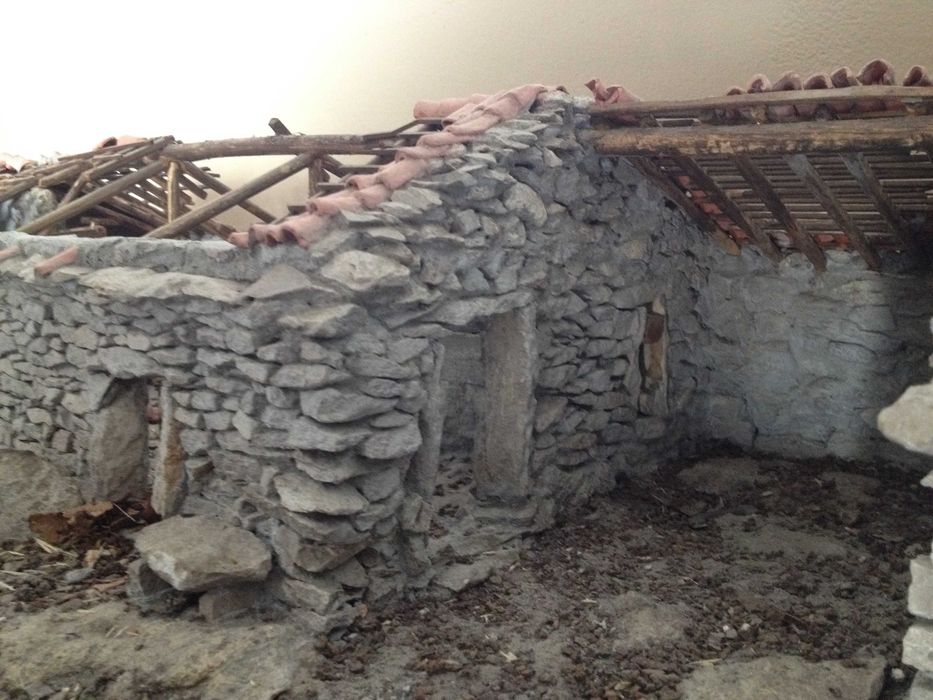 Maquete em materiais naturais