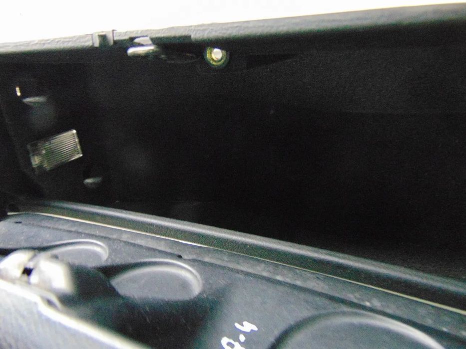 Audi A4 porta luvas " nova de stock antigo