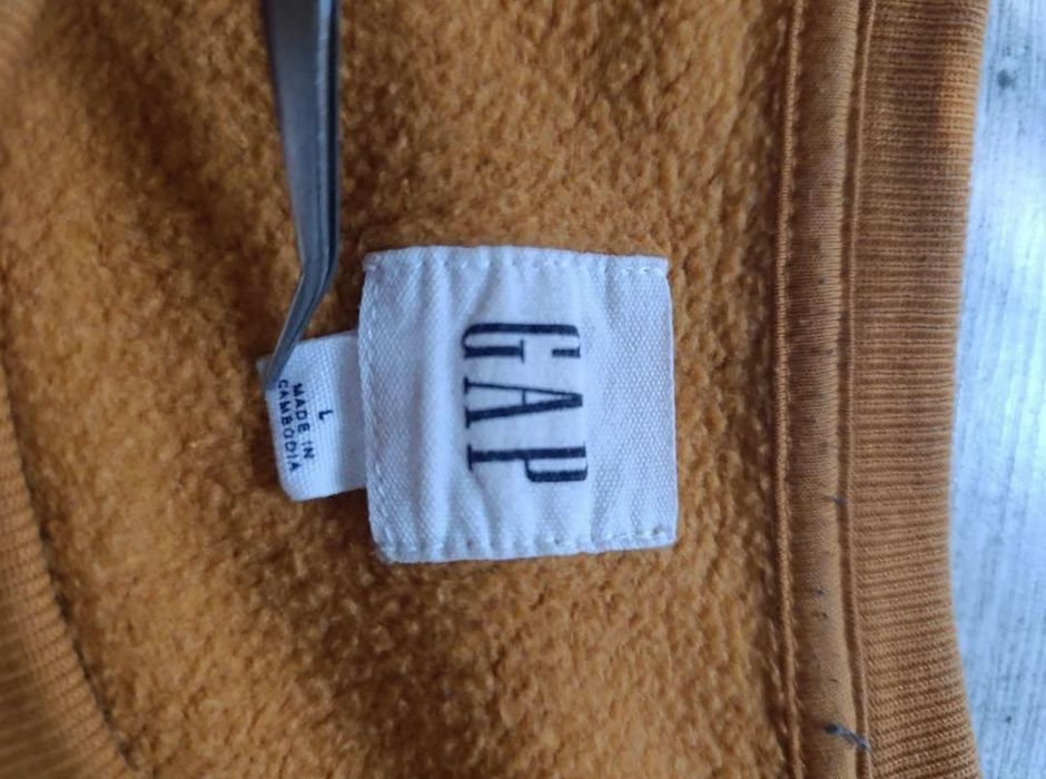 Світшот від бренду GAP