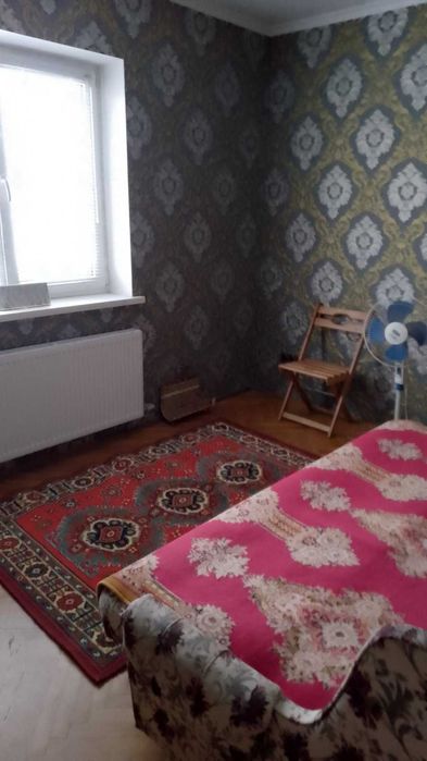 Здам на довгий термін будинок в Івано-Франківську по вул. Січинського.