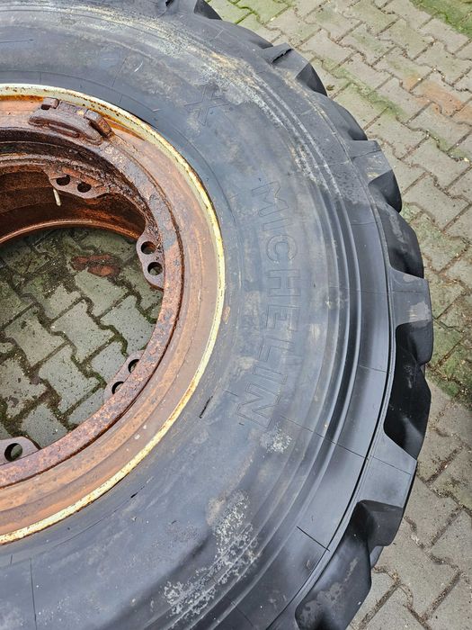 Koła michelin do maszyn cieżkich /r35