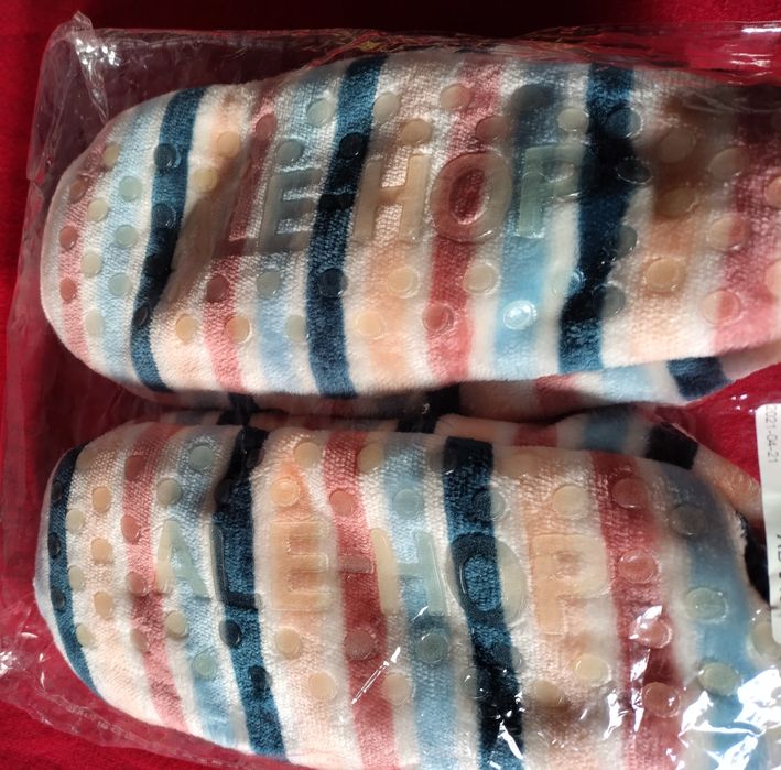 Pantufas                .