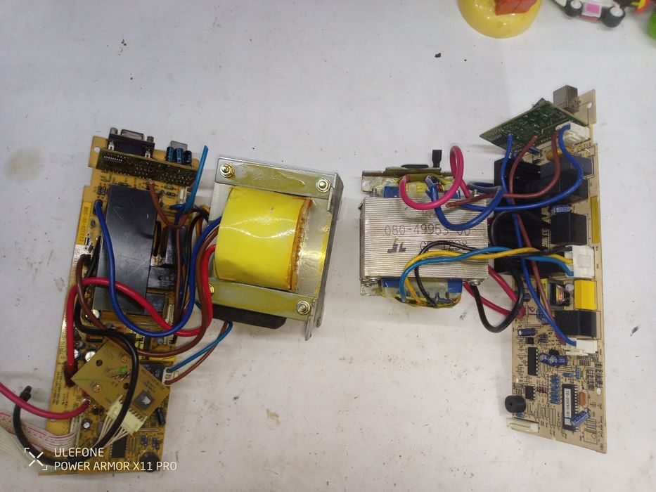 Інвертор UPS безперебійник