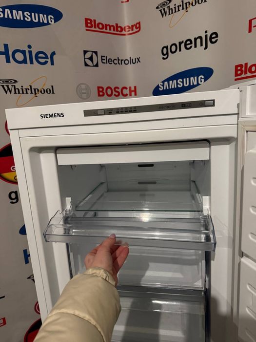 Морозильна камера/морозилка Nofrost Siemens GS29NVW30 195л/ бу техніка