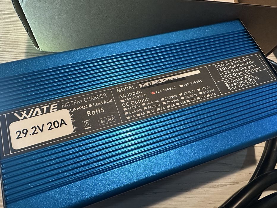 Зарядка lifepo4 24v 20A 500вт Wate