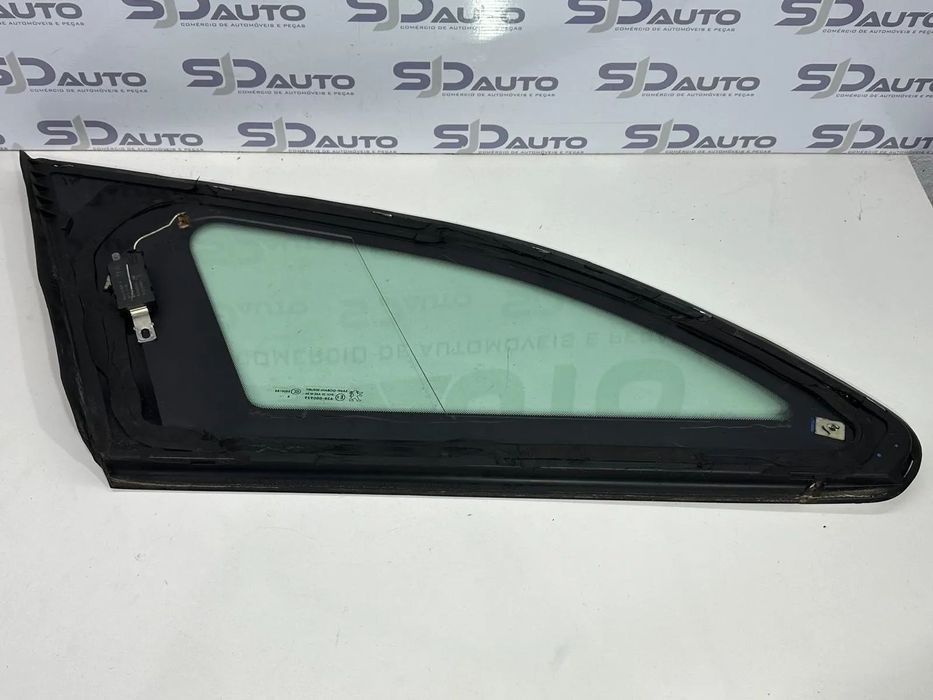 Vidro Painel Trás Direito / Esquerdo - Peugeot 508 SW I / RXH