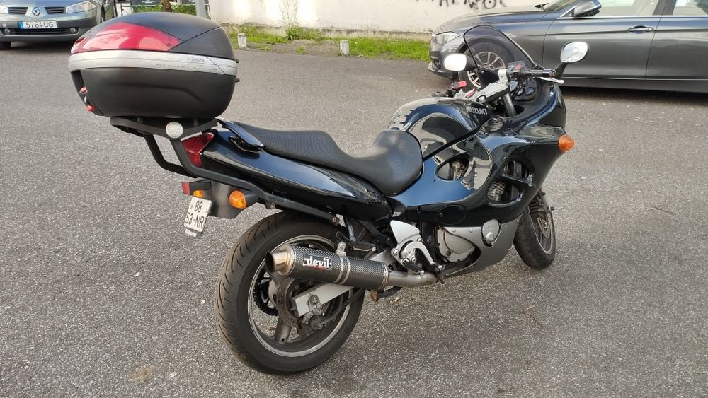 Moto Suzuki GSX750F