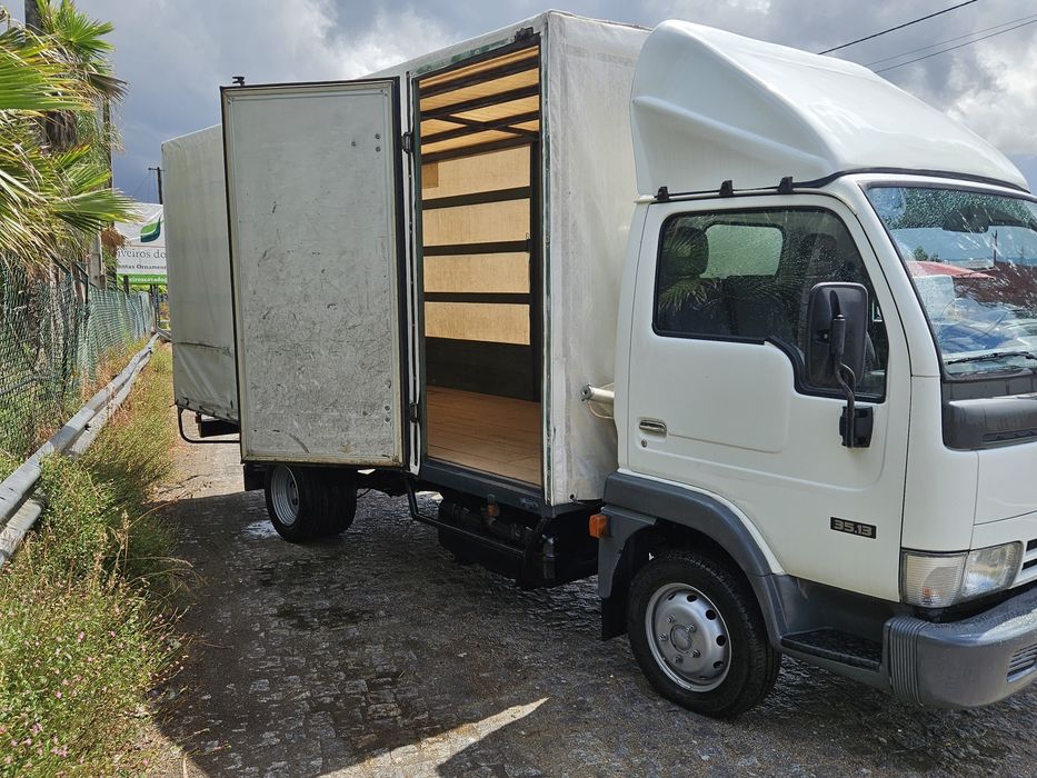 Nissan cabstar 35.13 ano 2007