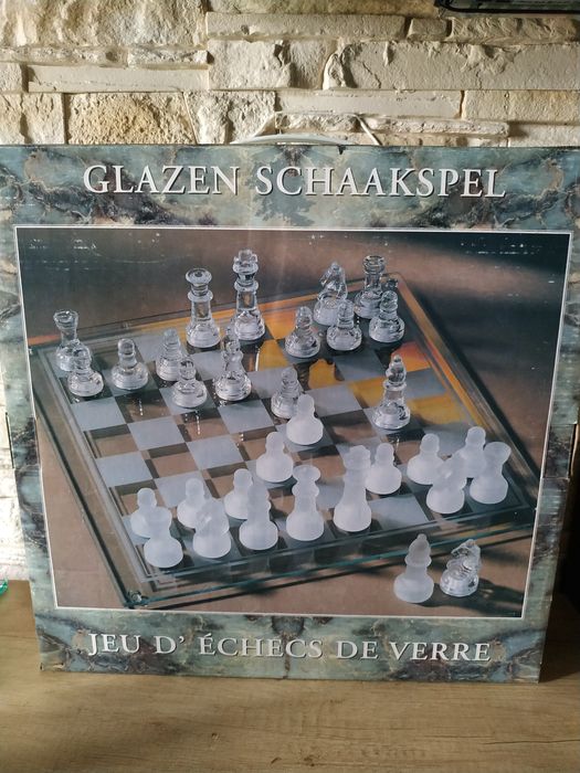 Szklana szachownica szachy dekoracyjne 35,5x35,5