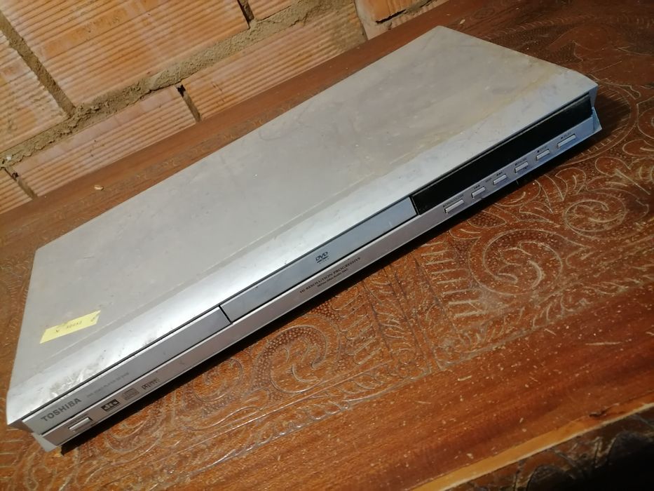 DVD usado para peças