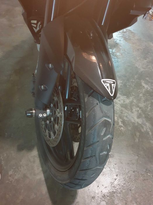 Moto triumph tiger xrx 800