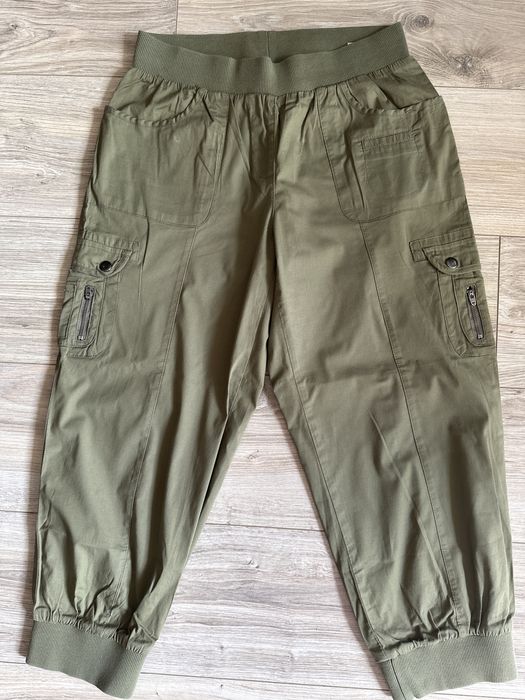 Rybaczki oliwkowe Bonprix