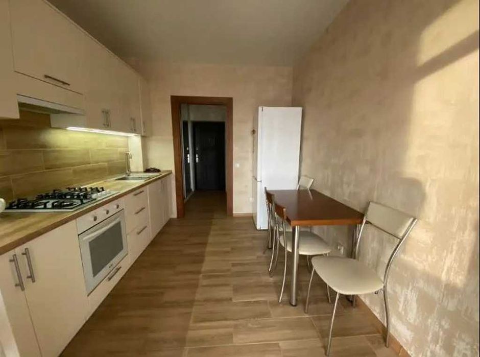 Продам квартиру 41 м², автономка, ЖК "Олімпійський", Лівобережний