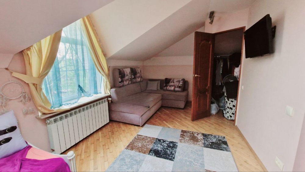 Продається будинок в центрі м. Дрогобич