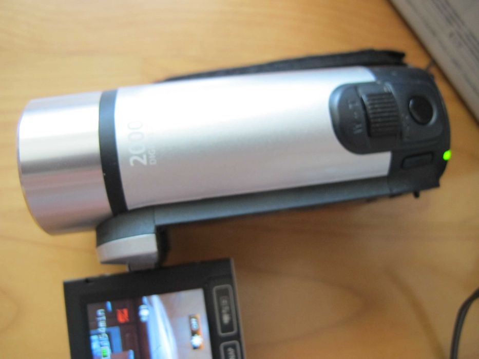 Canon HF 406,  Full HD,  професійна