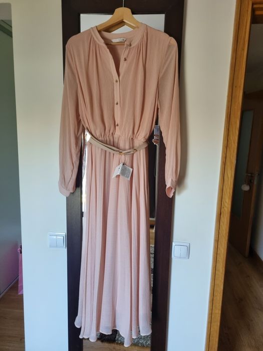 Vestido zara  plissado  novo xs veste grande