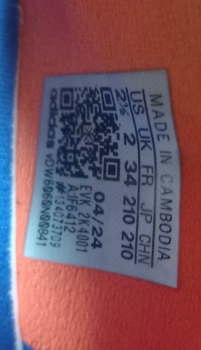 Chuteiras adidas 34