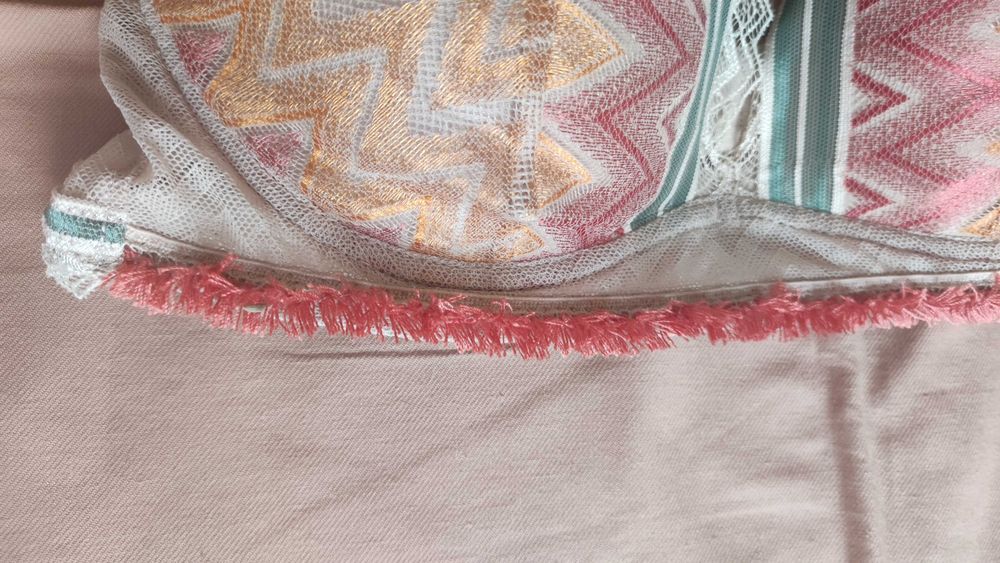 Intimissimi Biustonosz 70B beż z frędzlami akcenty w stylu boho 75B