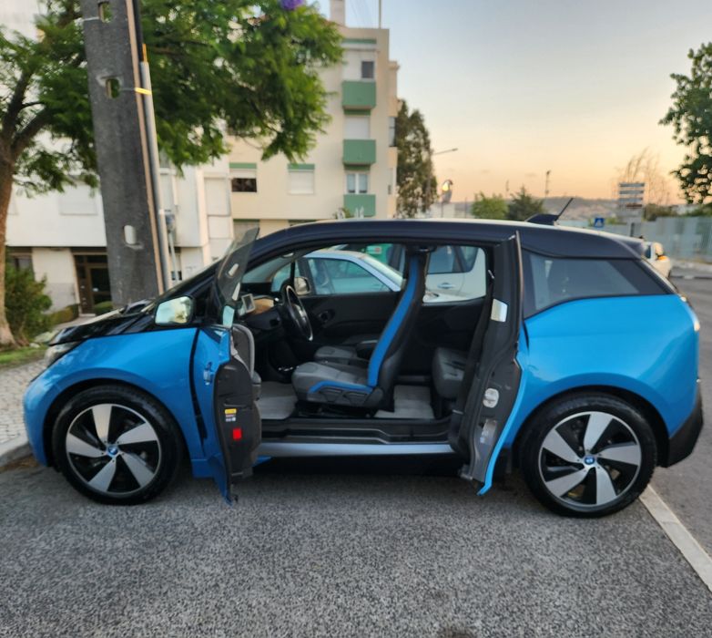 BMW i3 94Ah com 102mil km. ano 2017