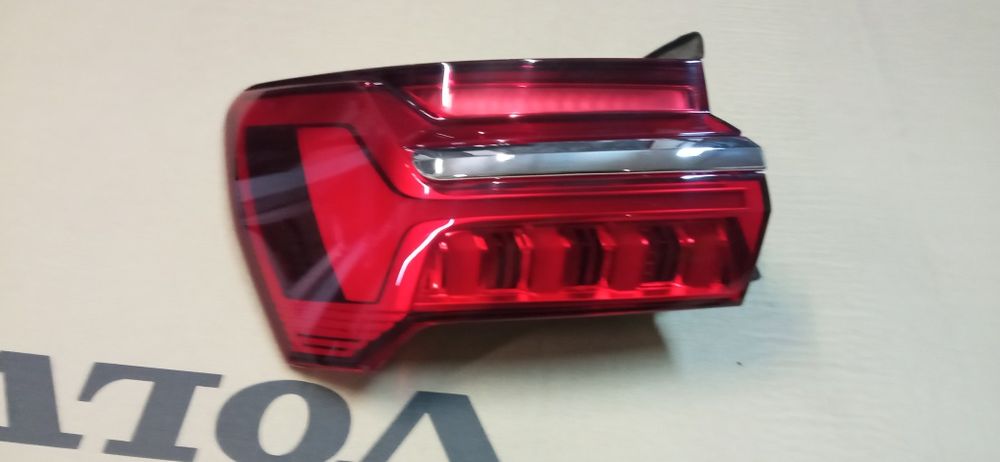 Audi A6 c8 tylna lewa lampa matrix