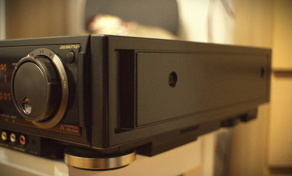 Magnetowid Panasonic NV-FS200 S-VHS Hi-Fi Stereo