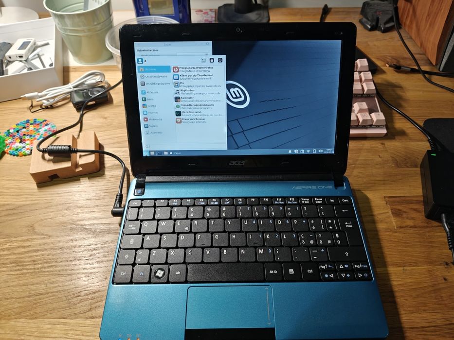 Laptop netbook Acer aspire one D270 sprawny SSD 128 GB / 2 GB ram