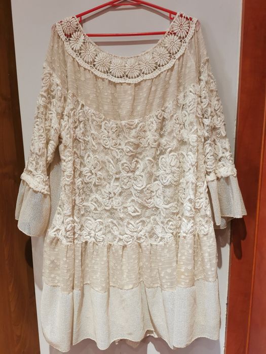 Sukienka kremowa boho oversize koronka