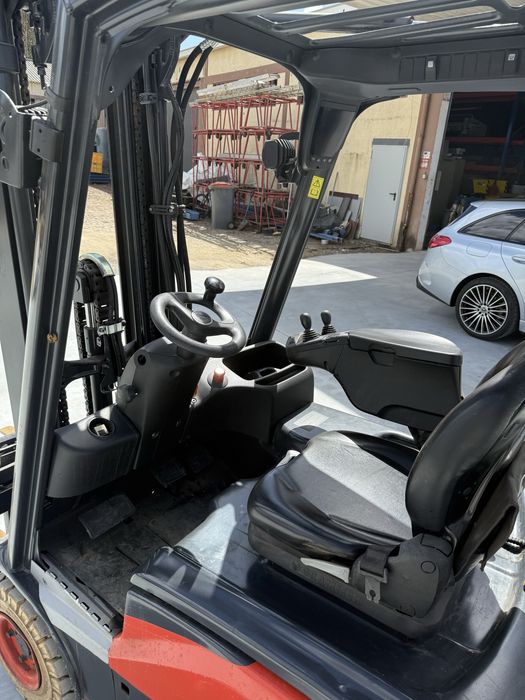 Empilhador Linde E16 evo