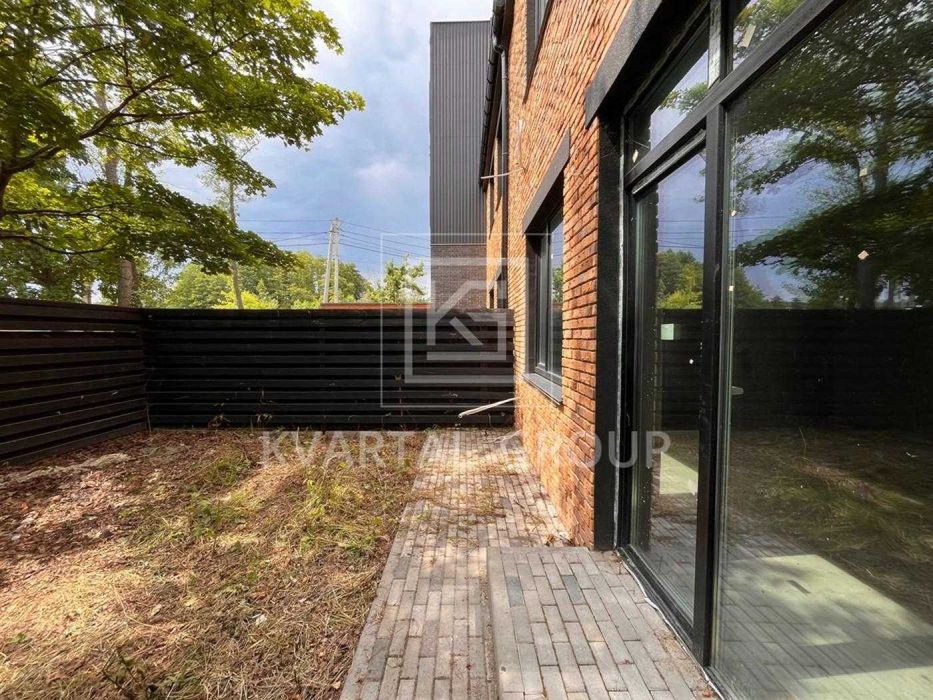 Продаж таухауса під свій ремонт