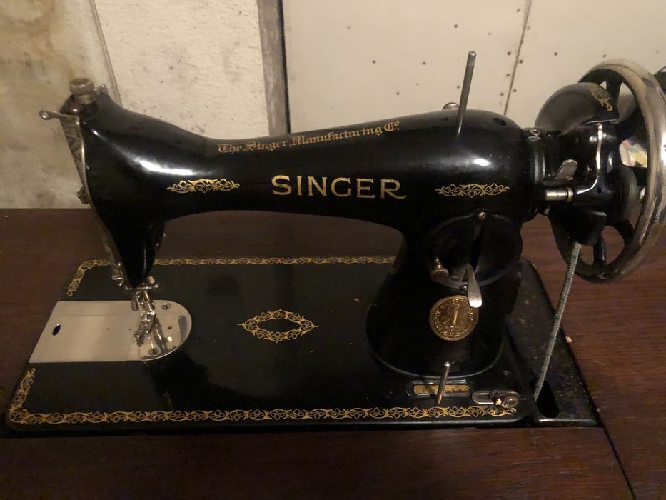Maquina de costura Singer