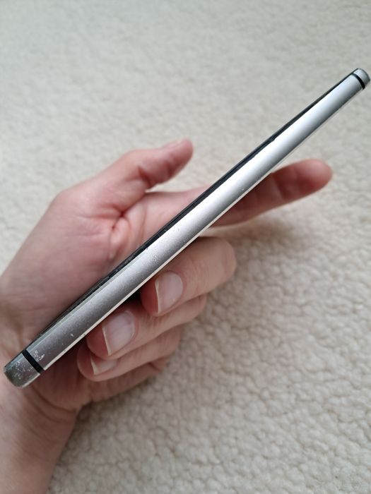 Смартфон б/у HUAWEI GRA-L09