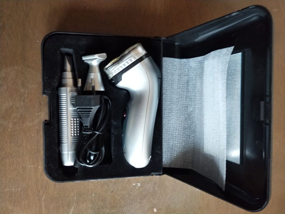 Электробритва аккумуляторная Schtaiger SHG-7034 5w