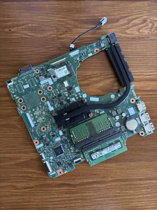 Płyta główna Dell Inspiron 3000 Vegas Turis SKL/KBL 15341-1 komplet Ram DDR4