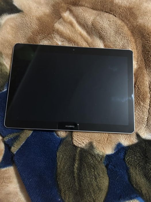 Планшет Huawei з дефектами