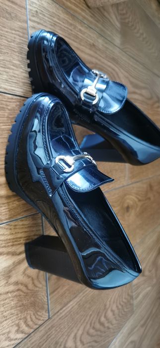 Sprzedam buty czarne
