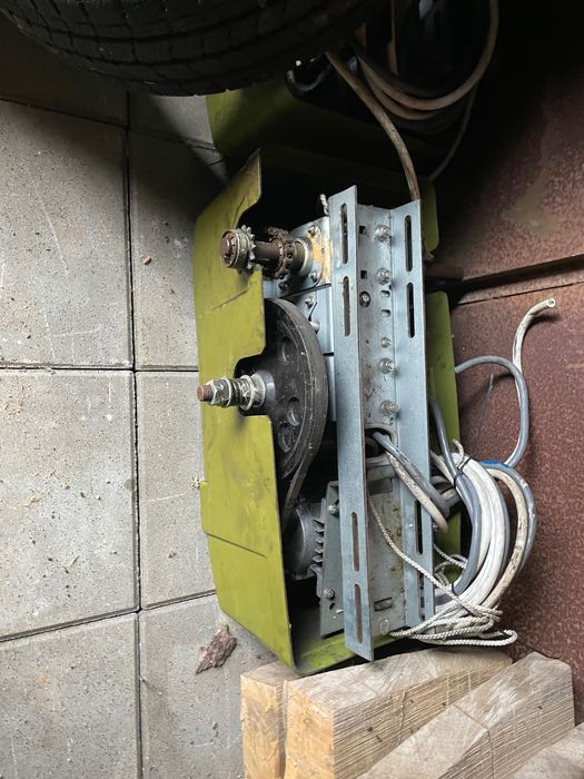 Brama 4.05x4.50 segmentowa panelowa warsztatowa elektryczna