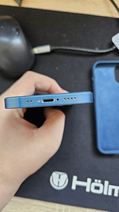 IPhone 13 mini у гарному стані