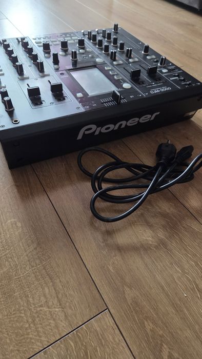 Pioneer DJM 2000 mikser cdj xdj