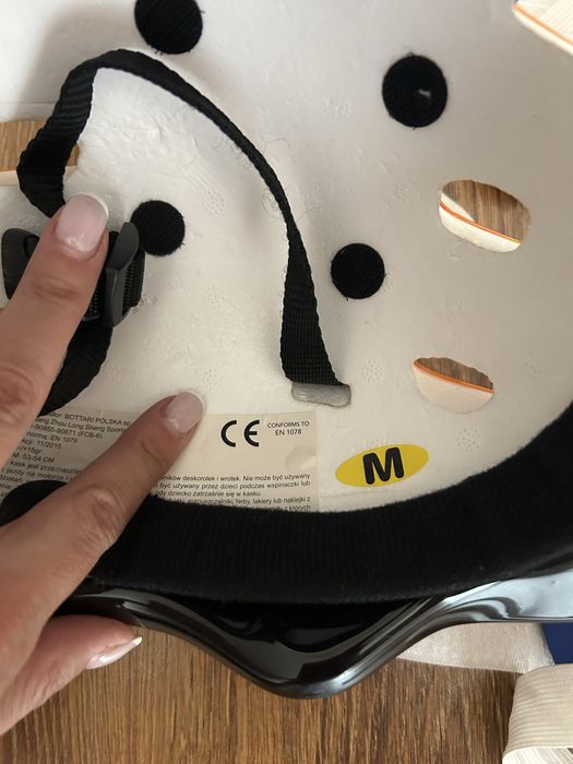 Zesraw Kask ochronny i ochraniacze dla dziecka rozm M