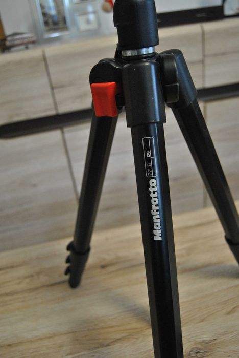 Statyw Manfrotto 725B Digi Black (Stan Bardzo Dobry)