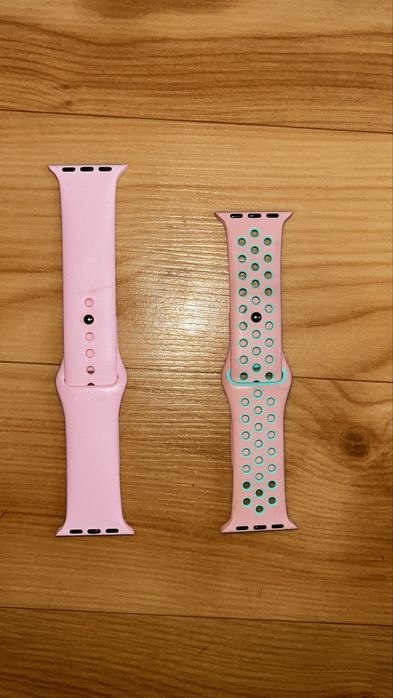 2 ремешка на Apple Watch