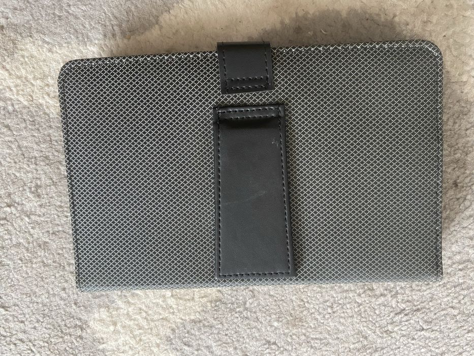 Etui na tablet 7’’ omega Indiana z klawiaturą