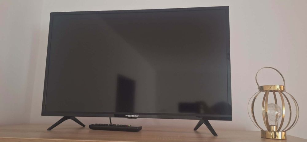 Telewizory 2 szt uszkodzone