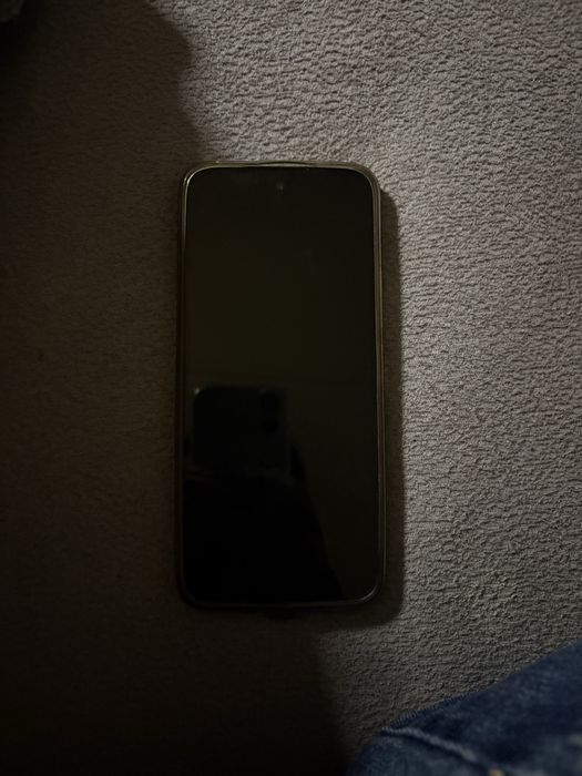 Na sprzedaż Xiaomi Redmi 13 8/256GB . Stan bardzo dobry w 100% sprawny, zadbany. Brak blokad, zresetowany do ustawień fabrycznych