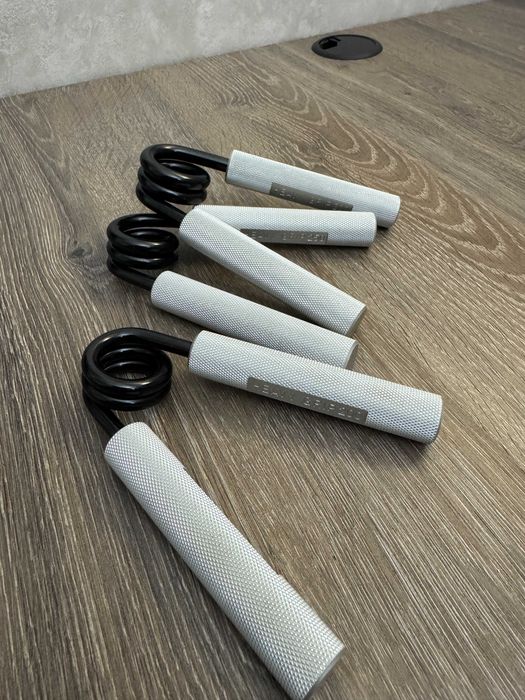 Еспандери Heavy Grip 200-250-300 LBS для тренування кистей