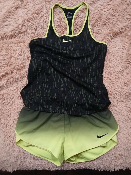 Продам шорти та майку